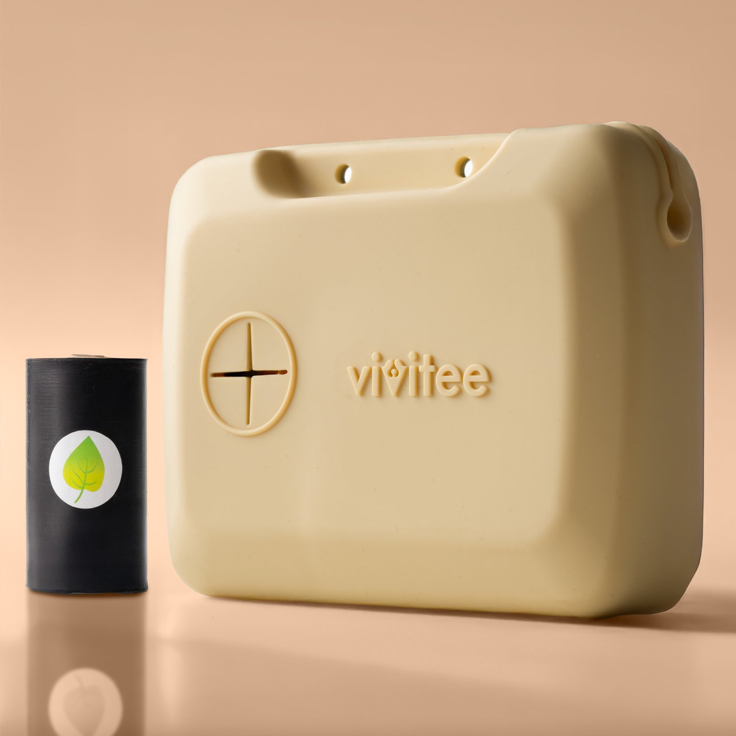 Visual of the pouch and the waste bags roll